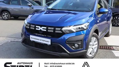 Neu Dacia Sandero Expression 101 PS (74 kW) 2025 Limousine