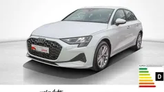 Gletscherweiß metallic Gebraucht 2025 Audi A3 Advanced Plus Limousine | 32.480 € (Fairer Preis)