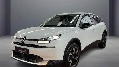 Weiß Gebraucht 2025 Citroën C4 Limousine | 22.290 € (Fairer Preis)