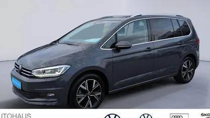 Gebraucht 2021 VW Touran Highline Van / Kleinbus | 30.889 € (Fairer Preis)