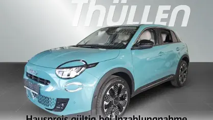 Neu Fiat 600 La Prima 136 PS (100 kW) 2025 Grün SUV