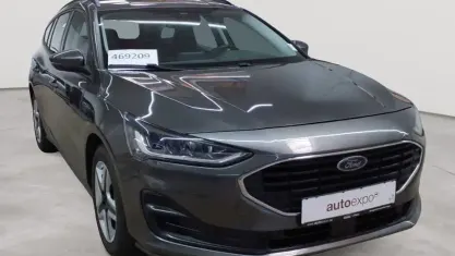 Gebraucht Ford Focus Cool & Connect 120 PS (88 kW) 2022 Magnetic metallic Kombi
