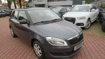 Occasion VW Polo Comfortline 86 ch (63 kW) 2011 Gris Citadine