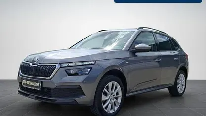 Graphitegrau metallic Gebraucht 2023 Skoda Kamiq Tour SUV | 19.980 € (Fairer Preis)