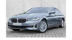 Grau Gebraucht 2022 BMW 530 Luxury Line Limousine | 41.390 € (Fairer Preis)