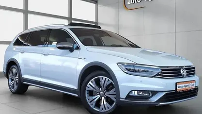 Usata VW Passat Alltrack 239 CV (175 kW) 2017 Bianco Station wagon