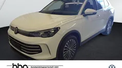 Pure white Gebraucht 2025 VW Tiguan Elegance SUV | 38.930 € (Fairer Preis)