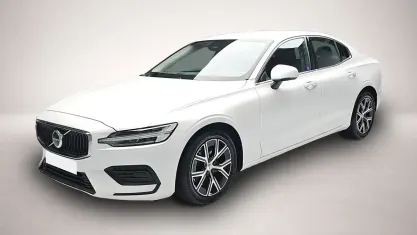 Gebraucht Volvo S60 Core 197 PS (144 kW) 2024 Weiß Limousine