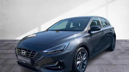 Gebraucht Hyundai i30 Edition 30 160 PS (117 kW) 2022 Dark knight / mic Limousine