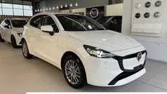 Weiss Gebraucht 2024 Mazda 2 Exclusive-Line Kleinwagen | 19.990 € (Fairer Preis)