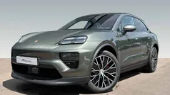 Aventuringrünmetallic Gebraucht 2025 Porsche Macan SUV | 103.990 € (Fairer Preis)
