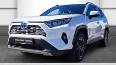 Gebraucht 2025 Toyota RAV4 Hybrid SUV | 44.900 € (Etwas zu teuer)