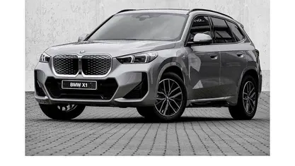 Gebraucht 2025 BMW iX1 M Sport SUV | 47.590 € (Guter Preis)