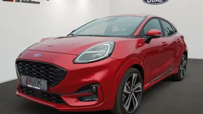 Gebraucht Ford Puma ST-Line 125 PS (91 kW) 2023 Fantastic red metall SUV
