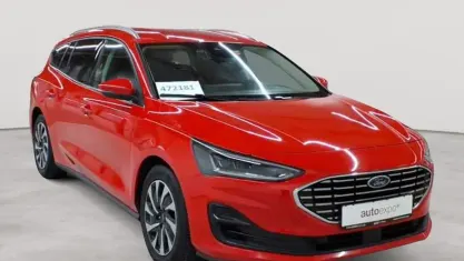 Gebraucht Ford Focus Titanium X 115 PS (84 kW) 2023 Race red Kombi