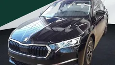 Schwarz magic perleffekt Gebraucht 2024 Skoda Octavia Selection Kombi | 26.970 € (Guter Preis)