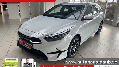 Gebraucht Kia Ceed Sportswagon Spirit 140 PS (102 kW) 2025 (wd) cararraweiss Kombi