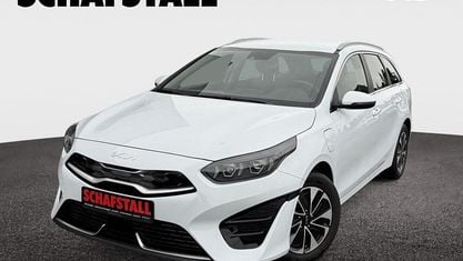 Gebraucht Kia Ceed Sportswagon Vision 141 PS (103 kW) 2022 Casa white Kombi