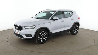 Gebraucht Volvo XC40 Momentum 197 PS (144 kW) 2020 Grau SUV