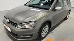 Grau Gebraucht 2015 VW Golf VII Trendline Kombi | 8.999 € (Guter Preis)