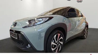 Gebraucht 2025 Toyota Aygo X Team SUV | 18.980 € (Fairer Preis)