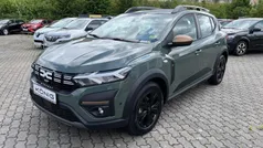 Grau Gebraucht 2024 Dacia Sandero Extreme Kleinwagen | 18.049 € (Guter Preis)
