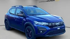 Metallic Gebraucht 2024 Dacia Sandero Extreme Kleinwagen | 18.980 € (Fairer Preis)