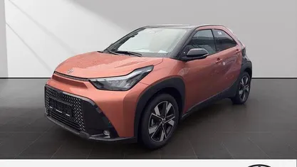 Neu Toyota Aygo X 117 PS (86 kW) 2025 Violett SUV