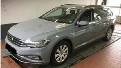 Gebraucht VW Passat Business 150 PS (110 kW) 2023 Kombi