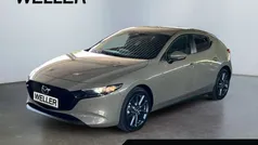 Beige Gebraucht 2024 Mazda 3 Exclusive-Line Kleinwagen | 26.790 € (Guter Preis)