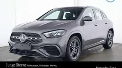 Mountaingrau Gebraucht 2024 Mercedes GLA220 AMG SUV | 47.690 € (Fairer Preis)