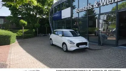 Gebraucht Suzuki Swift Club 83 PS (61 kW) 2025 Weiß metallic Kleinwagen