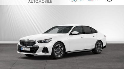 Używany BMW 520 M Sport 208 KM (152 kW) 2025 Biały Sedan/Limuzyna