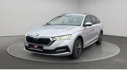 Gebraucht Skoda Octavia Clever 150 PS (110 kW) 2022 Brillantsilber metallic Kombi