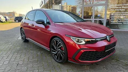 Kings red metallic Gebraucht 2023 VW Golf VIII GTI Limousine | 32.350 € (Fairer Preis)