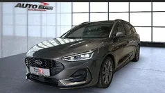 Magneticgrau (grau) Gebraucht 2023 Ford Focus ST-Line Kombi | 25.880 € (Fairer Preis)