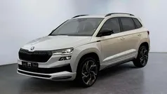 Moonweis metallic Neu 2025 Skoda Karoq SportLine SUV | 37.110 € (Fairer Preis)