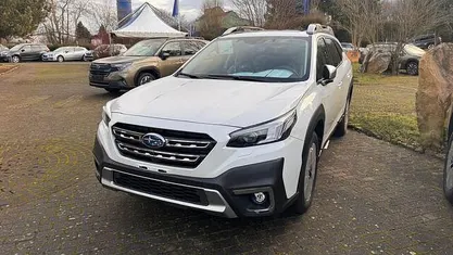 Neu Subaru Outback Platinum 169 PS (124 kW) 2026 Weiß Limousine