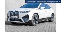 Gebraucht 2022 BMW iX Sport Line SUV | 43.940 € (Superpreis)