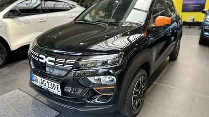 Gebraucht 2024 Dacia Spring Essentiel Kleinwagen | 13.990 € (Fairer Preis)