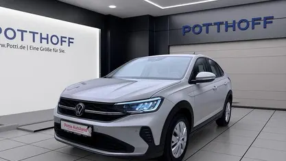 Gebraucht VW Taigo Basis 95 PS (69 kW) 2023 Ascotgrau SUV