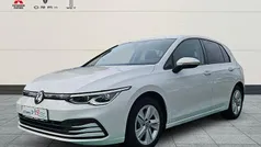 Gebraucht 2020 VW Golf VIII Life Limousine | 19.680 € (Fairer Preis)