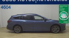 Chromablau metallic Gebraucht 2023 Ford Focus ST-Line Kombi | 19.980 € (Fairer Preis)