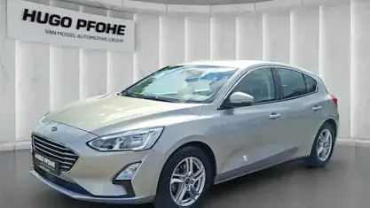 Gebraucht Ford Focus Cool & Connect 120 PS (88 kW) 2019 Silber Limousine