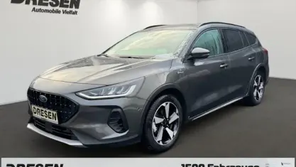 Gebraucht Ford Focus Active X 155 PS (114 kW) 2025 Grau Kombi