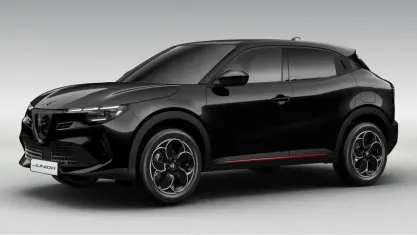 Neu Alfa Romeo Junior Ti 145 PS (106 kW) 2026 Schwarz SUV