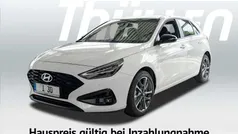 Weiß Neu 2025 Hyundai i30 Advantage Limousine | 22.480 € (Fairer Preis)