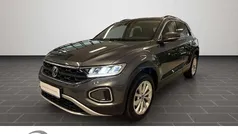 Gebraucht 2025 VW T-Roc Life SUV | 29.300 € (Superpreis)
