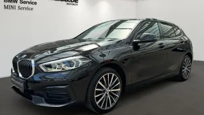 Gebraucht BMW 118 Sport Line 136 PS (100 kW) 2022 Schwarz Limousine