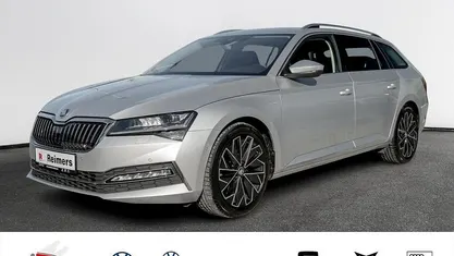 Gebraucht Skoda Superb LAURIN & KLEMENT 150 PS (110 kW) 2022 Silber Limousine